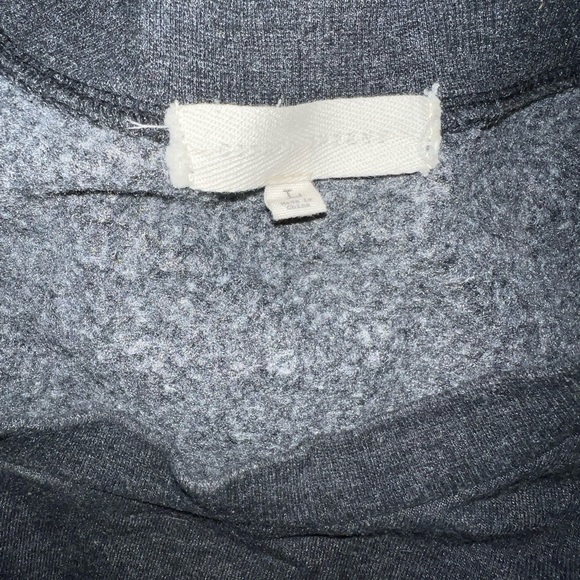 Sweatshirt - Picture 5 of 5